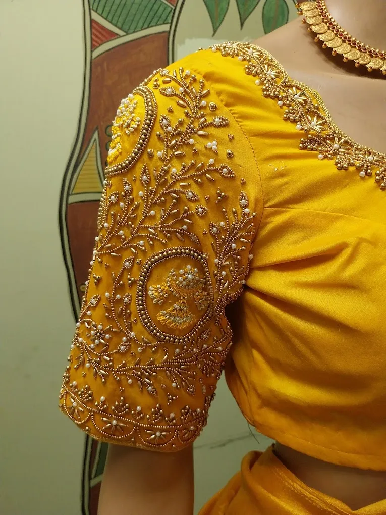 Sthri Vastra